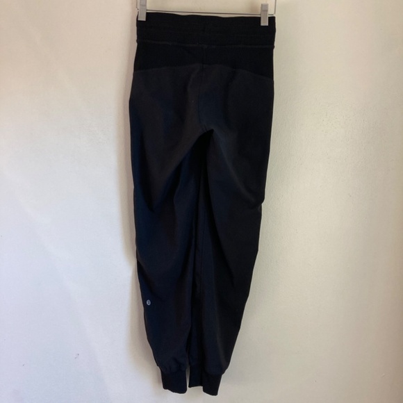 Lululemon dance studio jogger - Picture 6 of 8